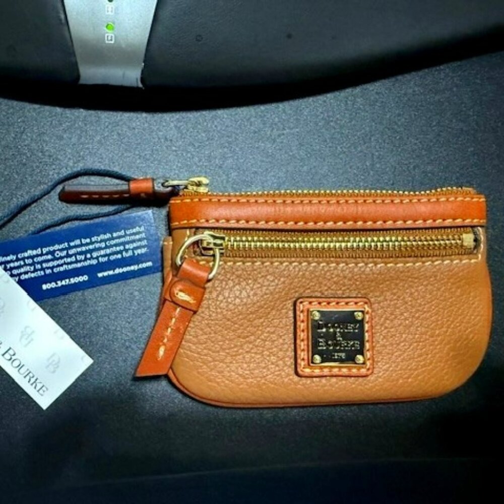 NWT Dooney & Bourke Small Coin Purse
